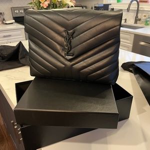 YSL SAC MNG LOULOU M